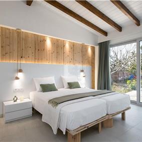 3 bedroom seaside villa with pool & jacuzzi, near Acharavi, sleeps 6